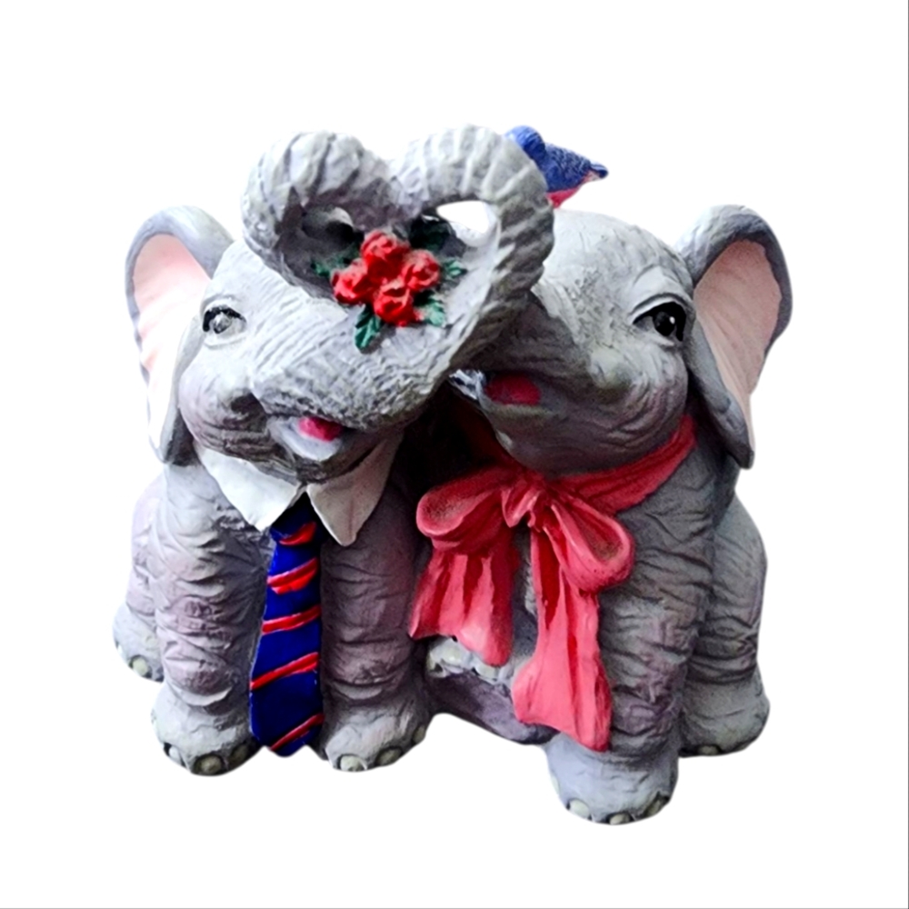 Luckyphants. Kissing Elephant Couple with Heart Trunk - #1026 -